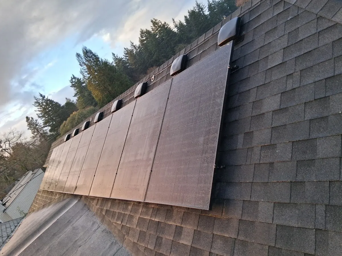 Robert Story's rooftop solar array, installed by Sunward Power